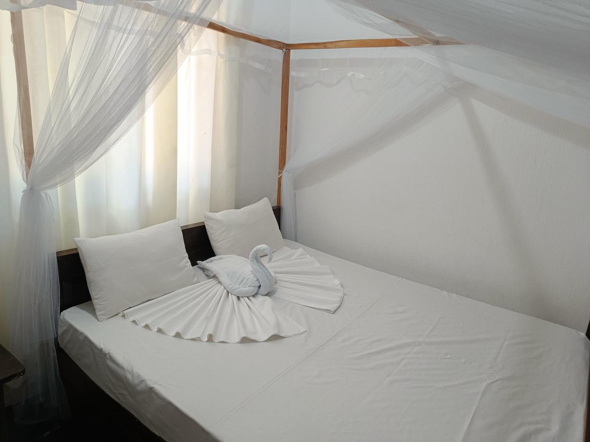 Kingly Aroma Hotell Arugam Kudah Rom bilde