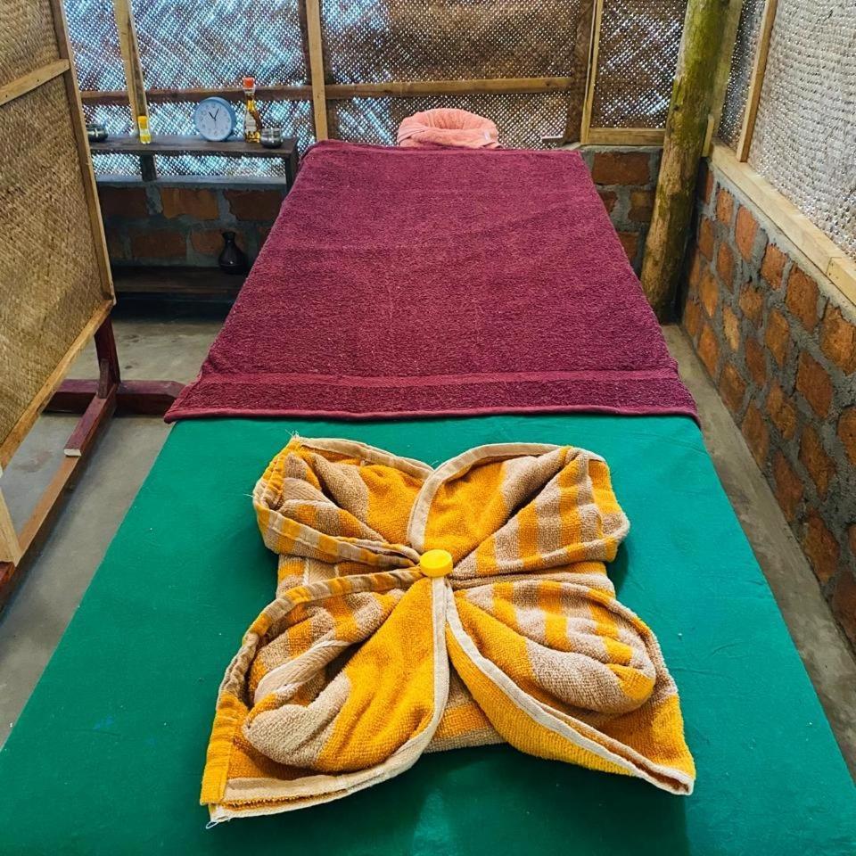 Kingly Aroma Hotell Arugam Kudah Eksteriør bilde